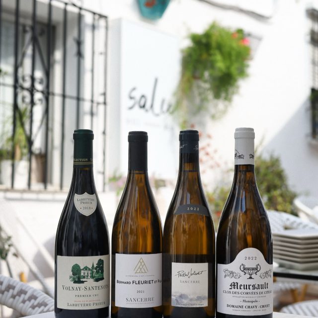 What if you just paused and let the evening be perfect? No rush, no noise. Just you, the soft light, the quiet hum of the city, and a glass of wine we’ve chosen with care. Each sip — a reminder that pleasure lives in the simplest moments
📍 Calle San José, 6, Benalmádena
📞 +34 951 71 57 36
#love #lovely #restaurant #benalmadena #restaurante #benalmádena #malaga #spain #dinner #wine #málaga #vino #viño #víno #benalmadenapueblo #benalmadenacosta #benalmadenabeach #benalmadenamarina #cena #food #foodlover #foodgasm #winelover #costadelsol