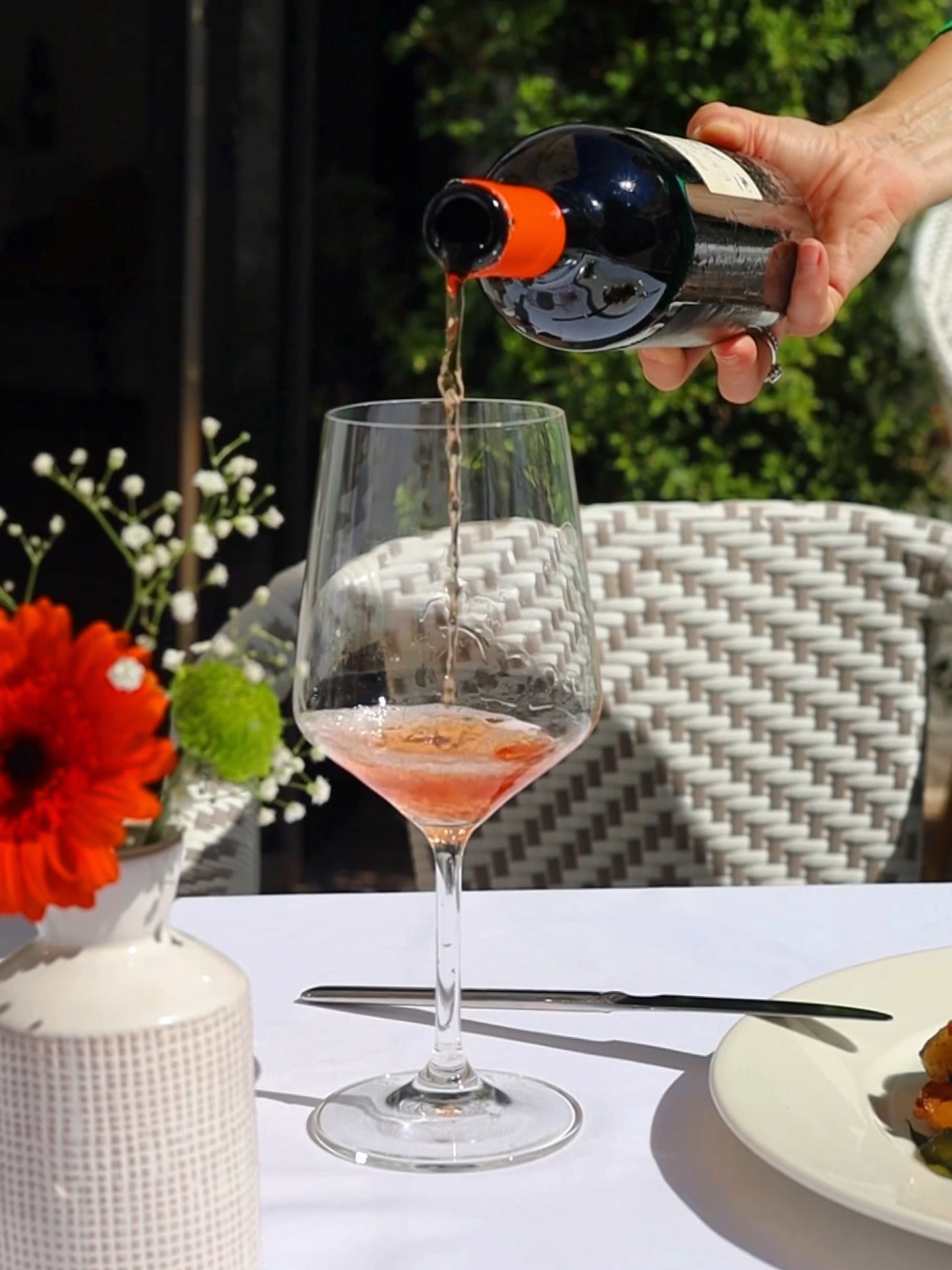 When you’re not sure what to choose — we’ve already thought it through for you. At Salu wine is never random. We select it to match the dish, the mood, and the moment — so the flavours unfold naturally and precisely. Just tell us what you’re in the mood for. We’ll take care of the rest.

📍 Calle San José, 6, Benalmádena
📞 +34 951 71 57 36

#restaurant #benalmadena #restaurante #benalmádena #malaga #spain #dinner #wine #málaga #vino #viño #víno #benalmadenapueblo #benalmadenacosta #benalmadenabeach #benalmadenamarina #cena #food #foodlover #orangewine #winelover #costadelsol #pleasure #pairing