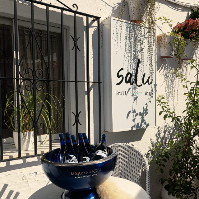 The first days of January are a time to return to simple, familiar pleasures. Good food, a calm dinner and the feeling that the evening has come together just right. At Salu you don’t need a special reason to visit — sometimes it’s enough to want a well-cooked meal and an evening without unnecessary effort.

📍 Calle San José, 6, Benalmádena
📞 +34 951 71 57 36

#restaurant #benalmadena #benalmadenacosta #wine #food