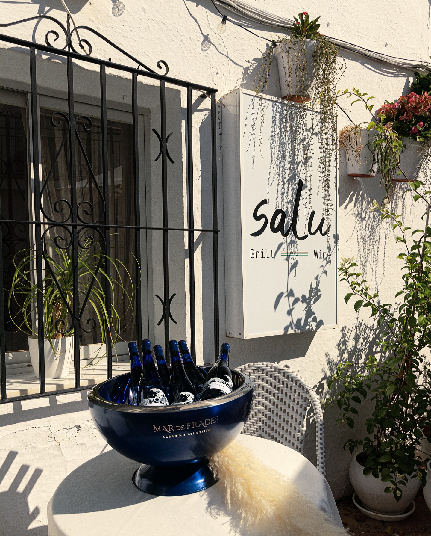 The first days of January are a time to return to simple, familiar pleasures. Good food, a calm dinner and the feeling that the evening has come together just right. At Salu you don’t need a special reason to visit — sometimes it’s enough to want a well-cooked meal and an evening without unnecessary effort.

📍 Calle San José, 6, Benalmádena
📞 +34 951 71 57 36

#restaurant #benalmadena #benalmadenacosta #wine #food